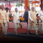 pm modi welcomed by Andhra Pradesh leaders at puttaparthi