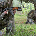 మ్మూకాశ్మీర్ కుప్వారాలో ఉగ్రవాదుల చొరబాటును అడ్డుకున్న భారత సైన్యం