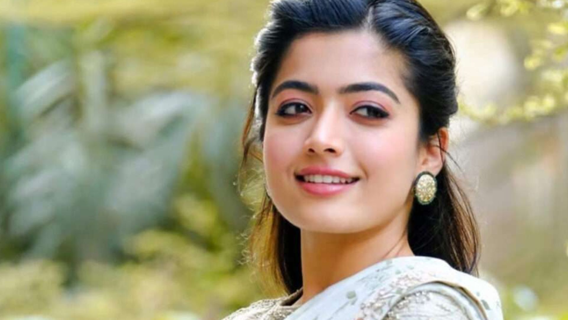 Rashmika Mandanna receives overwhelming love from fans during her Japan visit