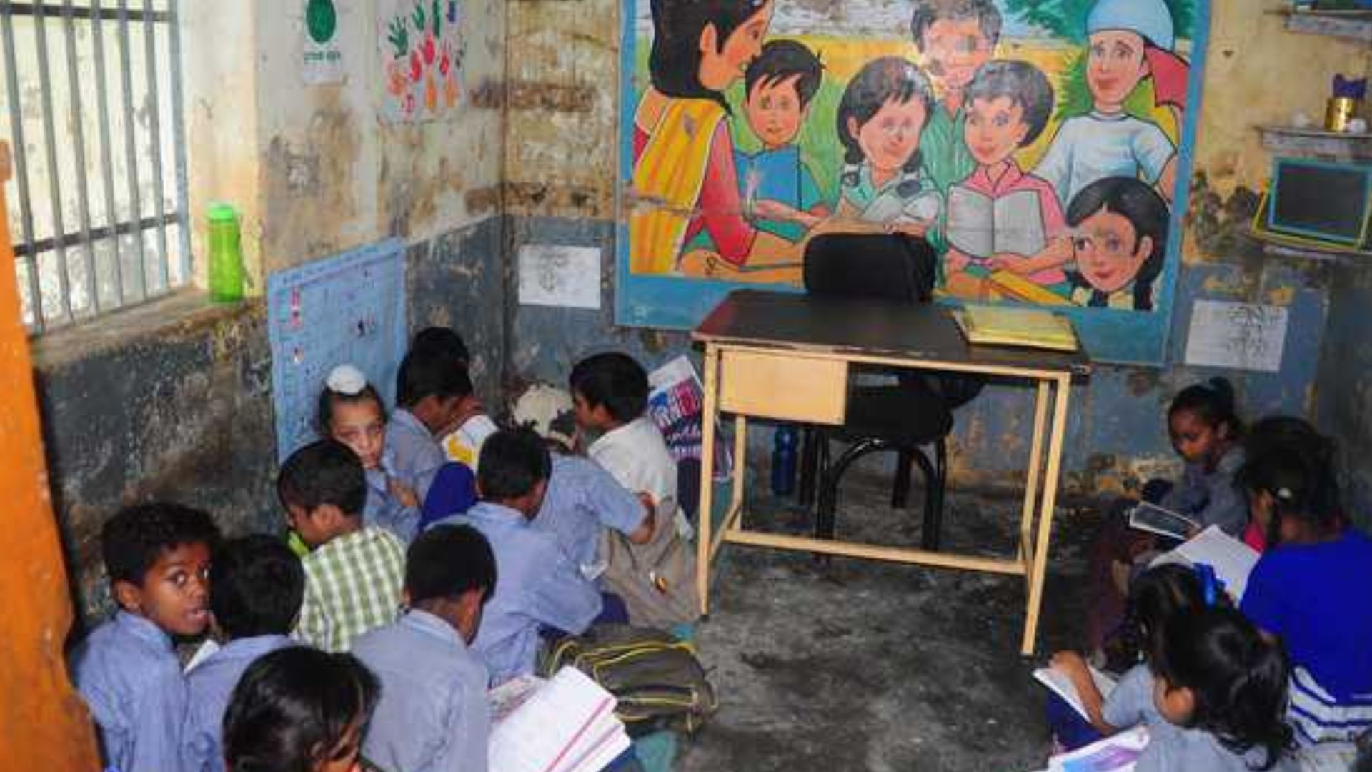 Vande Mataram being sung before the national anthem Jana Gana Mana