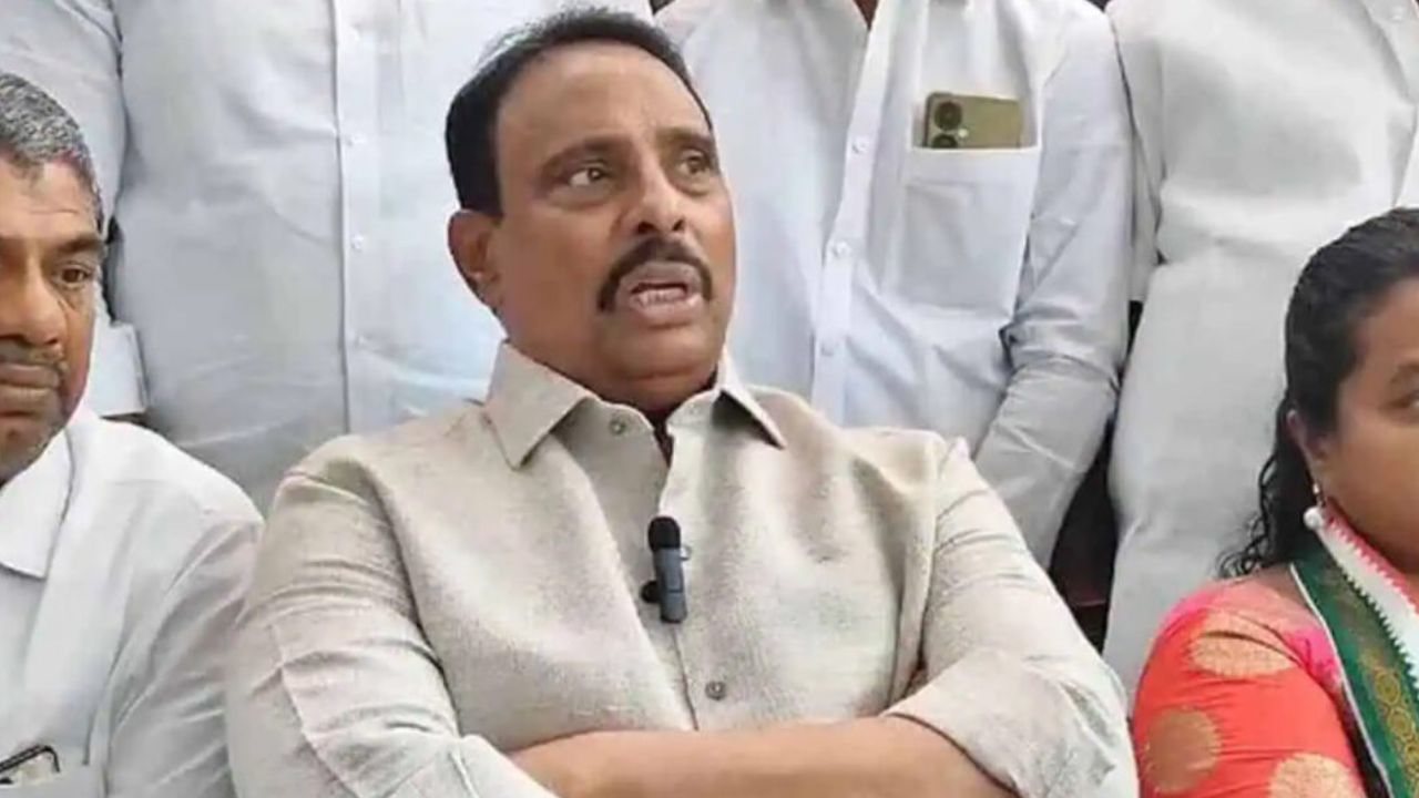 telangana high court hearing plea challenging speaker decision on danam nagender disqualification case