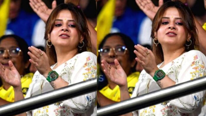 Sakshi Dhoni wearing a luxury Richard Mille watch at Mumbai IPL match between CSK and MI