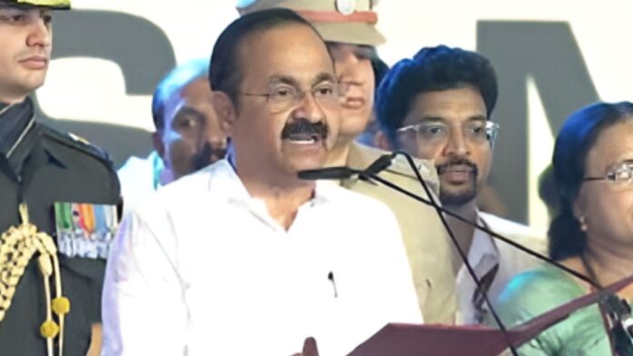 VD Satheesan taking oath as Kerala Chief Minister during the swearing-in ceremony in Thiruvananthapuram