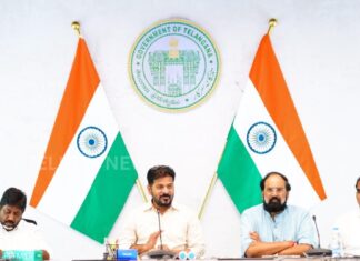 CM Revanth Reddy | ఆదాయ పెంపుపై సీఎం రేవంత్ రెడ్డి ఫోకస్.. అధికారులకు కీలక ఆదేశాలు cm revanth reddy reviews revenue mobilization and land acquisition with senior officials