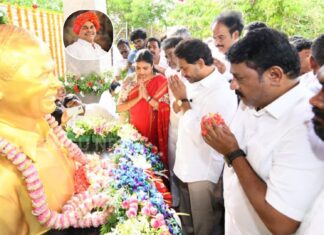 ys jagan pays tribute to ys rajasekhara reddy on 77th birth anniversary