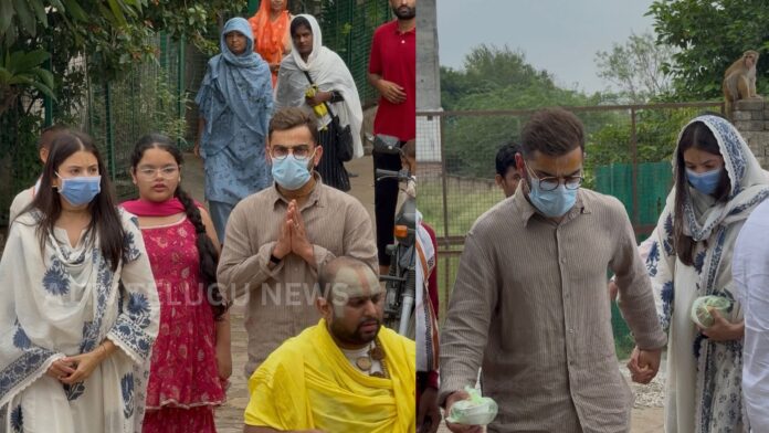Virat Kohli and Anushka Sharma visiting Vrindavan ashram