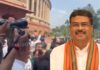 BJP MPs welcoming Dharmendra Pradhan at Parliament
