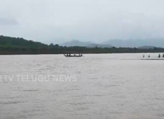 Godavari River | గోదావరిలో ఘోర విషాదం.. చేపల వేటకు వెళ్లి ఐదుగురు గిరిజనుల దుర్మరణం Godavari River