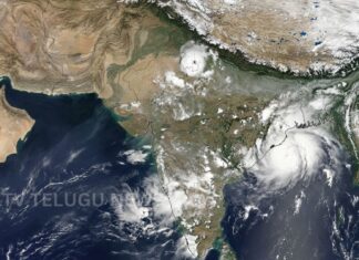 IMD Forecasting | మరో 5 రోజులు వానలే.. ఇస్రో-ఐఎండీ తాజా హెచ్చరిక INSAT satellite image showing dense monsoon clouds over India
