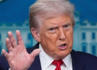 Donald Trump announcing new tariff policy on imported generic medicines